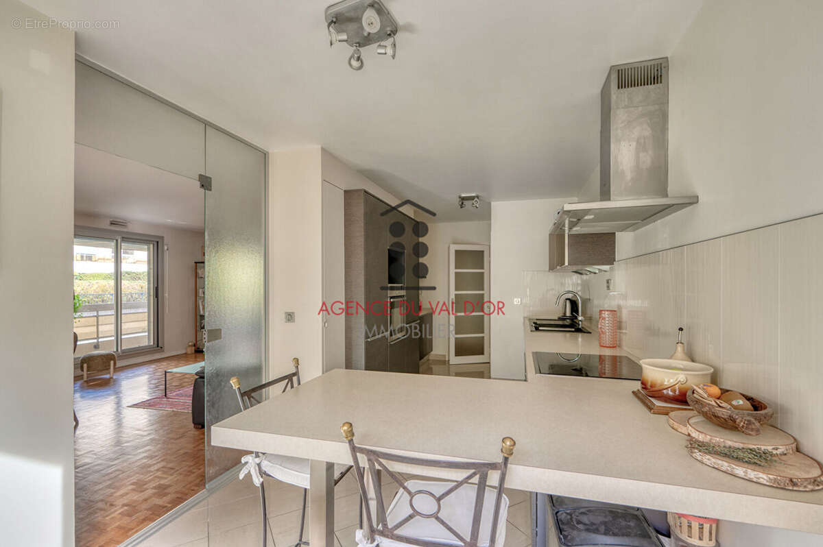 Appartement à BOUGIVAL