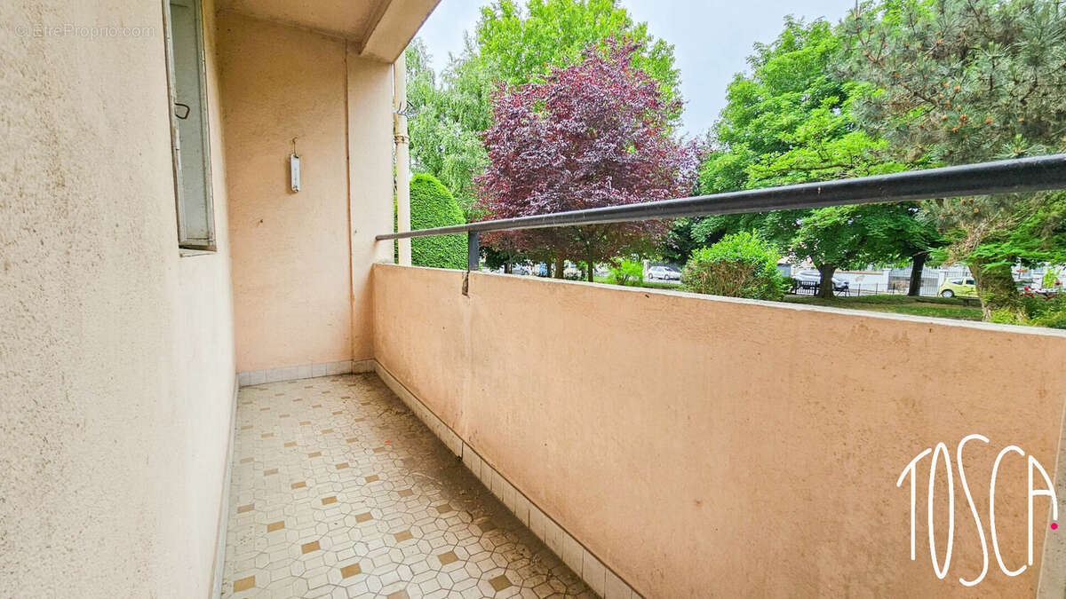 Appartement à THIAIS