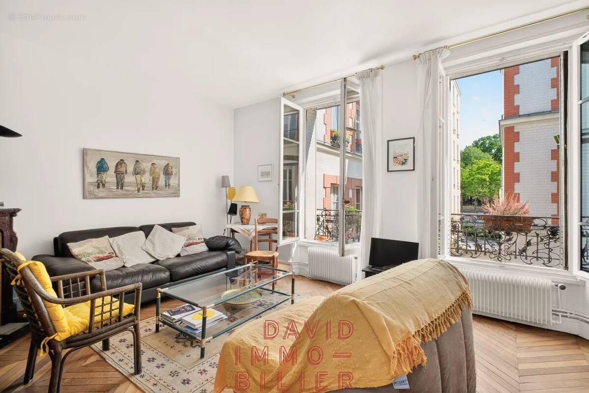 Appartement à PARIS-11E