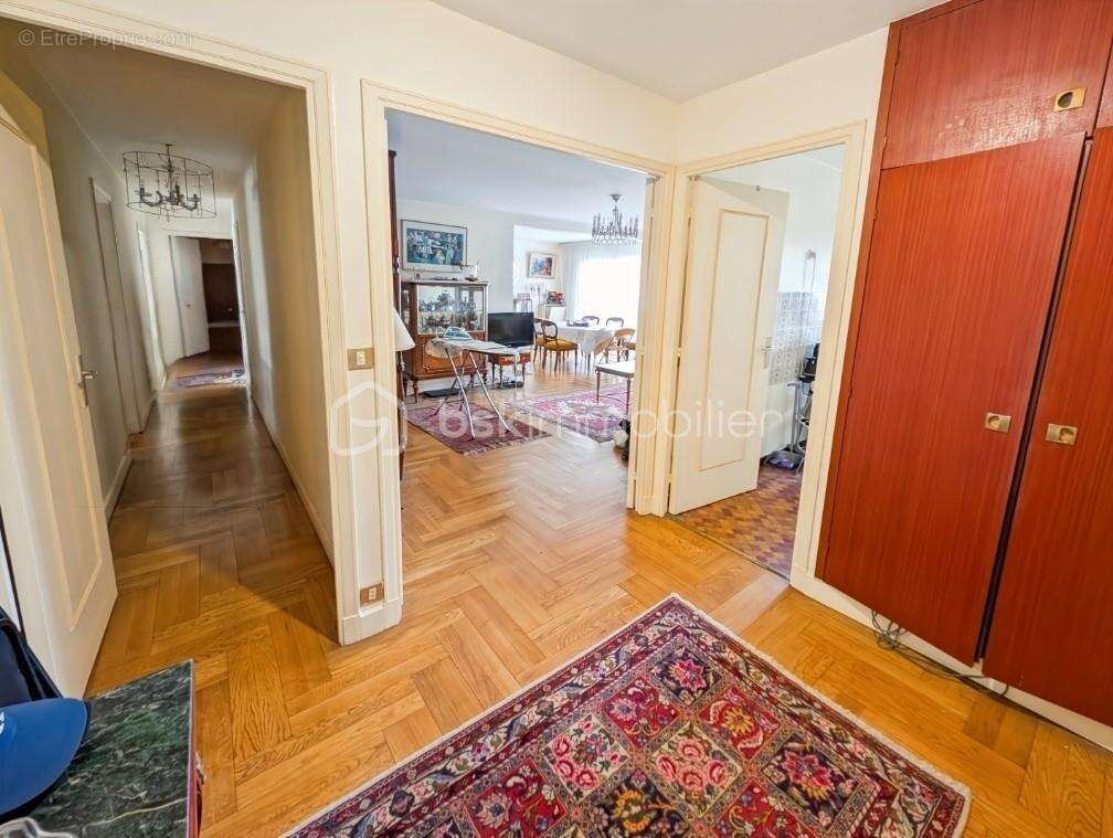 Appartement 99m2 5 pièces avec 3 chambres double balcon - photo 3