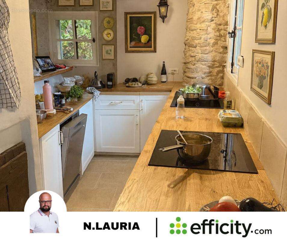 Maison à LA TOUR-D'AIGUES