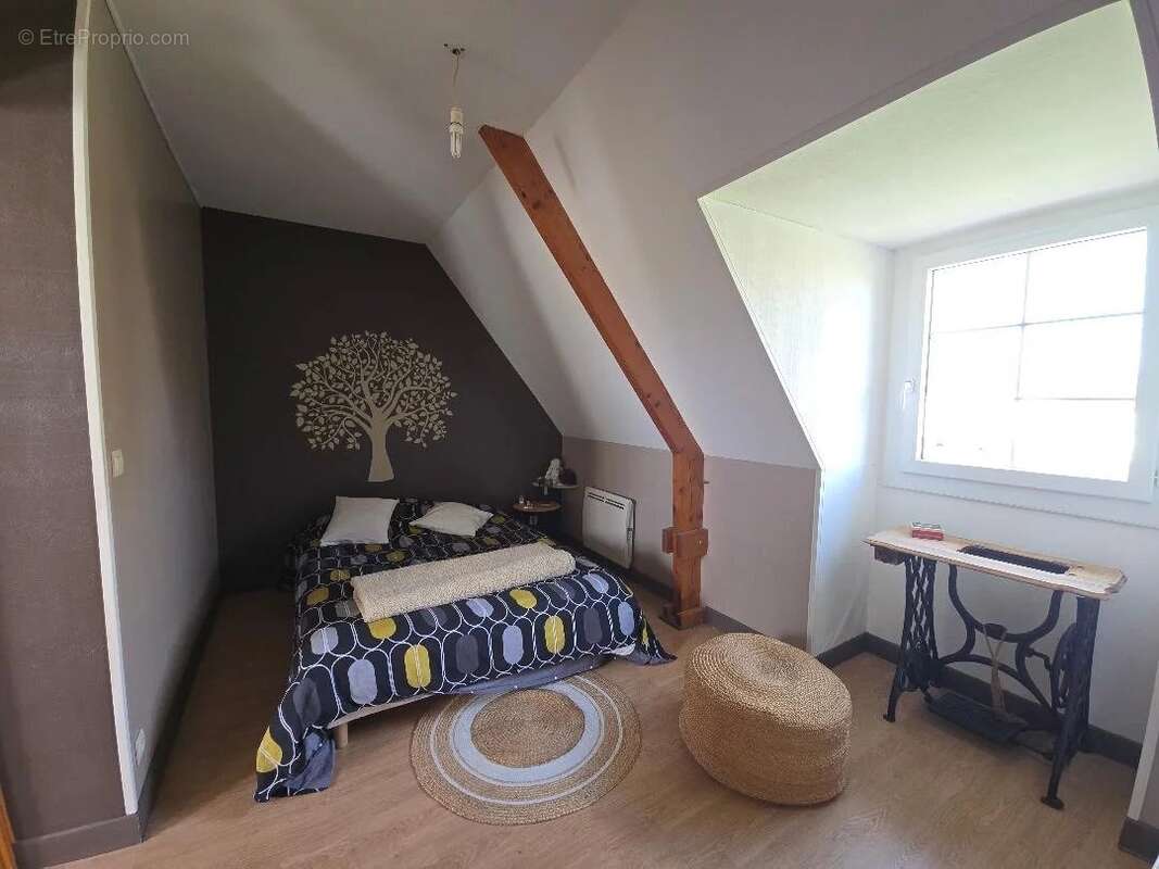 Maison à SACQUENVILLE