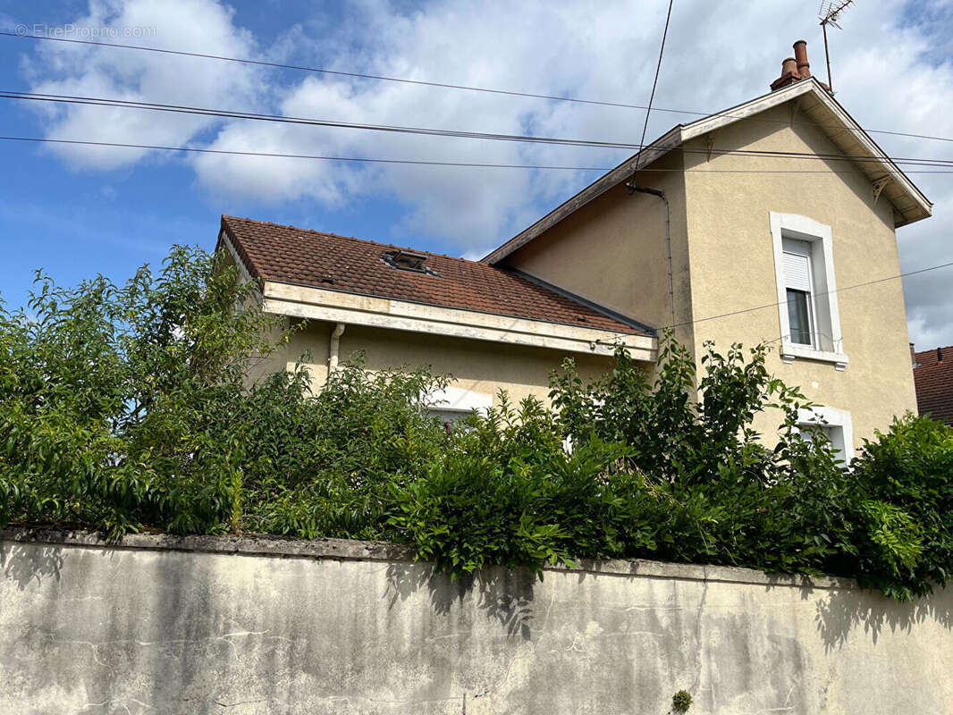 Maison à MONTCEAU-LES-MINES