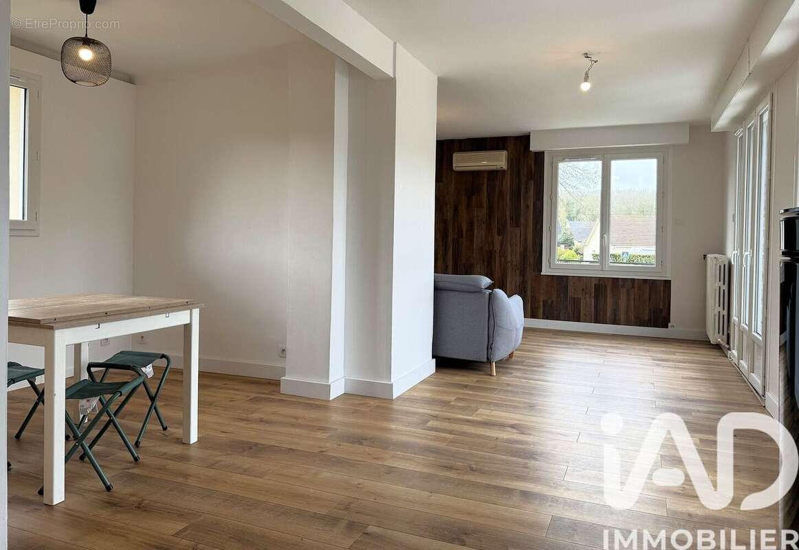 Photo 3 - Maison à FONTAINE-LA-MALLET