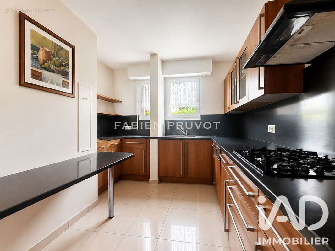 Appartement 67 m² à Eaubonne  - photo 3