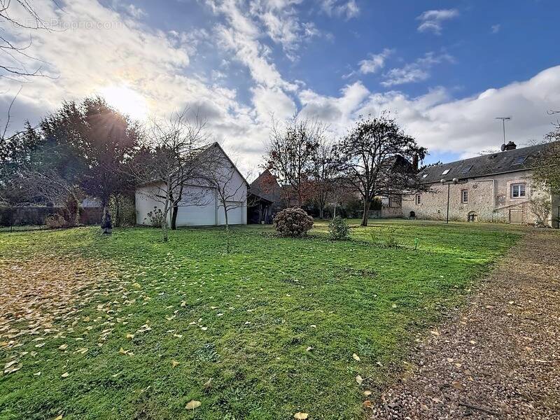 Maison à LA MEMBROLLE-SUR-CHOISILLE
