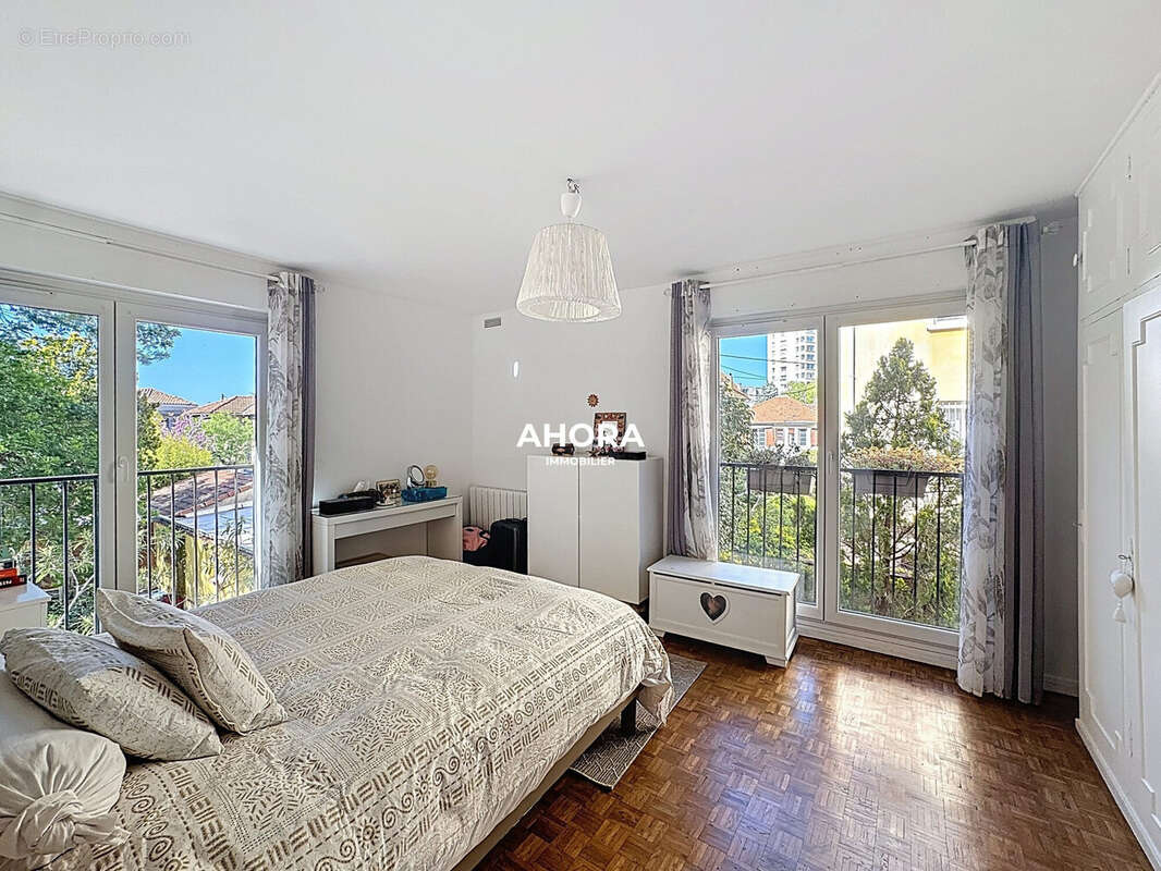 Appartement à MARSEILLE-9E