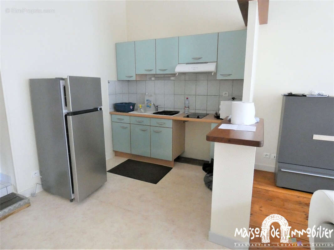 A vendre a jarnac - centre-ville - immeuble de rapport composé de 6 appartements - photo 5