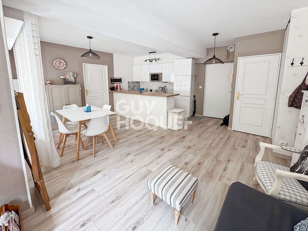 Appartement à COMPIEGNE