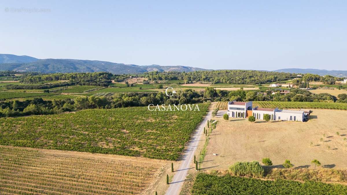 Maison à MONTPEYROUX