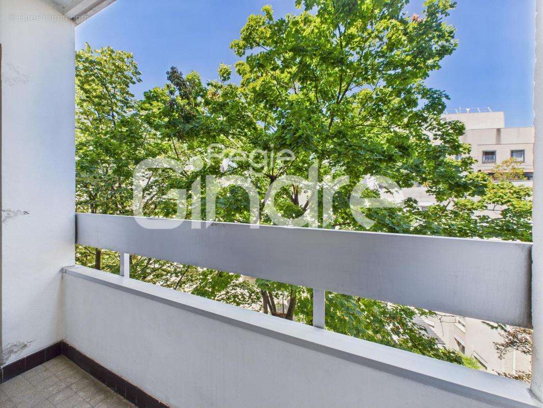 Appartement à LYON-8E