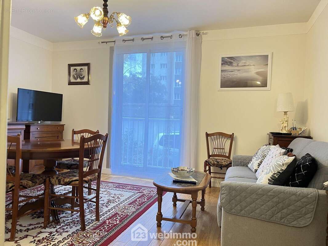 Appartement à CHOISY-LE-ROI