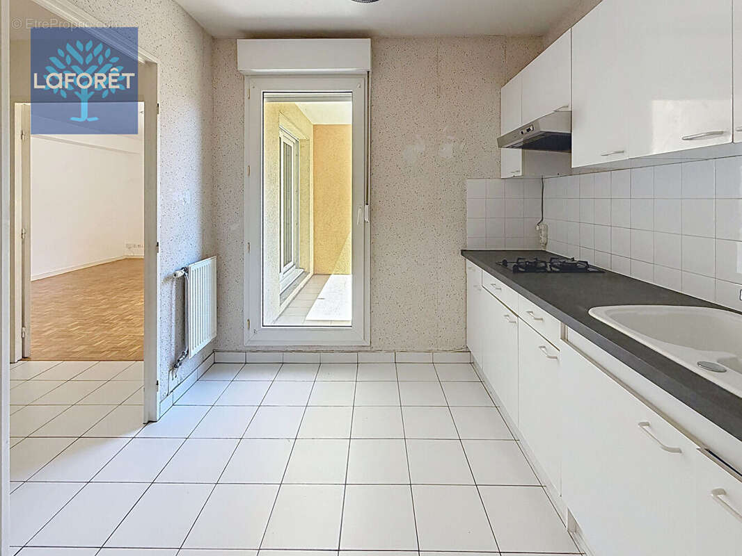 Appartement Saint Genis Laval 2 pièce(s) 56 m2 - photo 5