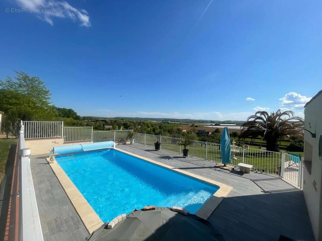 Maison 103 m² à Port-Sainte-Marie  - photo 2