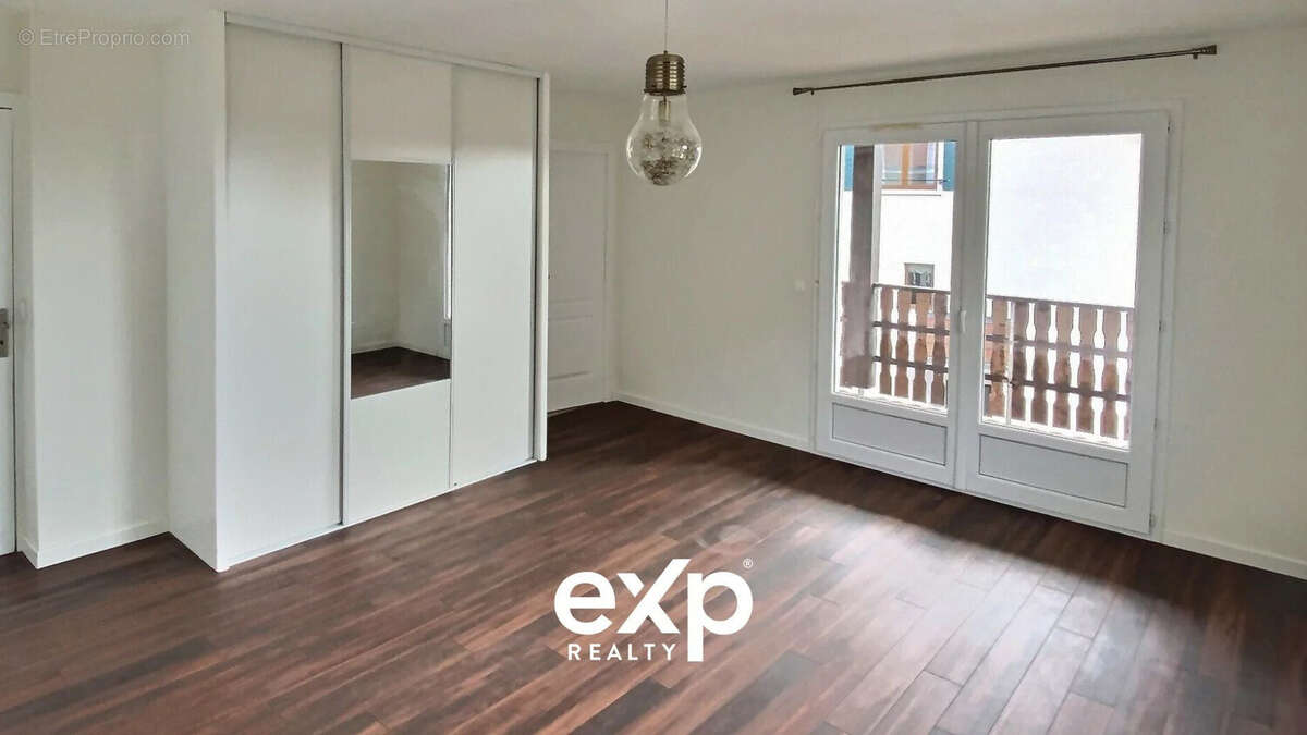 Maison 331 m² à Messery  - photo 7