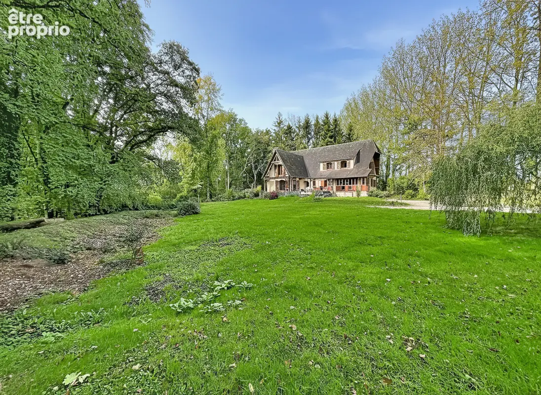 Maison de caractère de 200 m²  au calme, environnement privilégié - photo 1