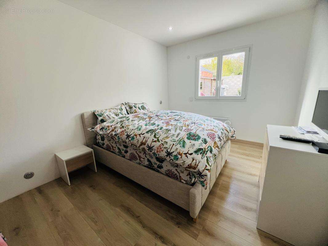 Maison à SAINT-GERMAIN-LES-ARPAJON