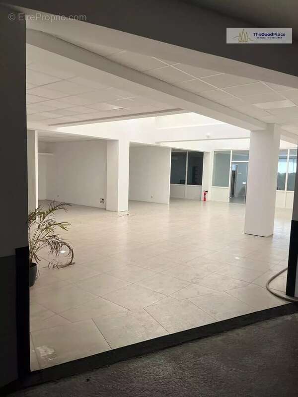 Commerce à MARSEILLE-13E