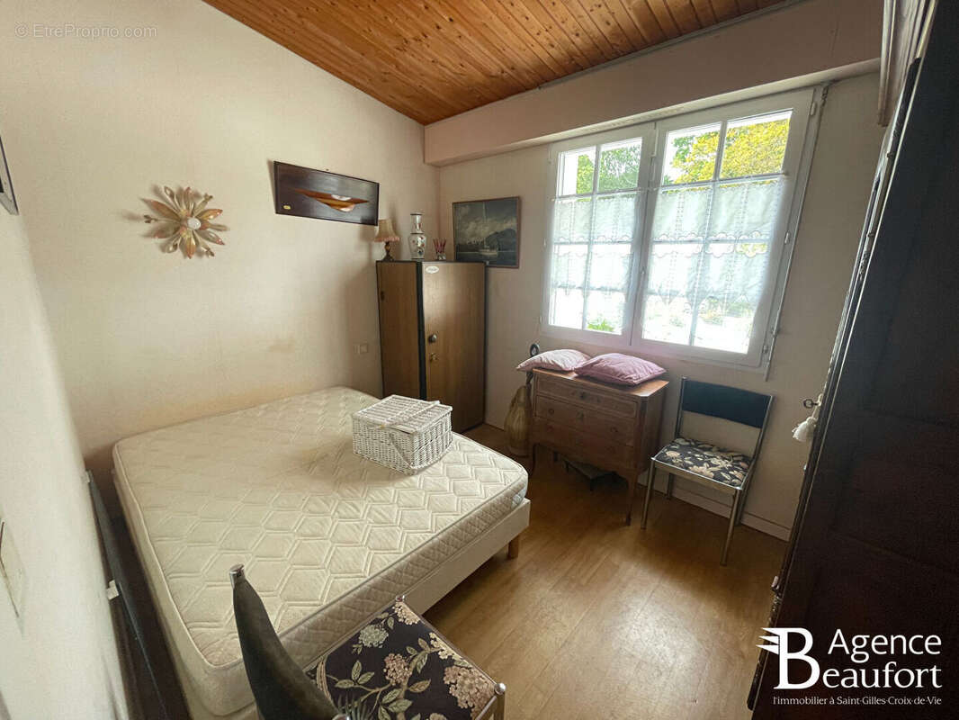 Maison La Chaize Giraud - photo 9