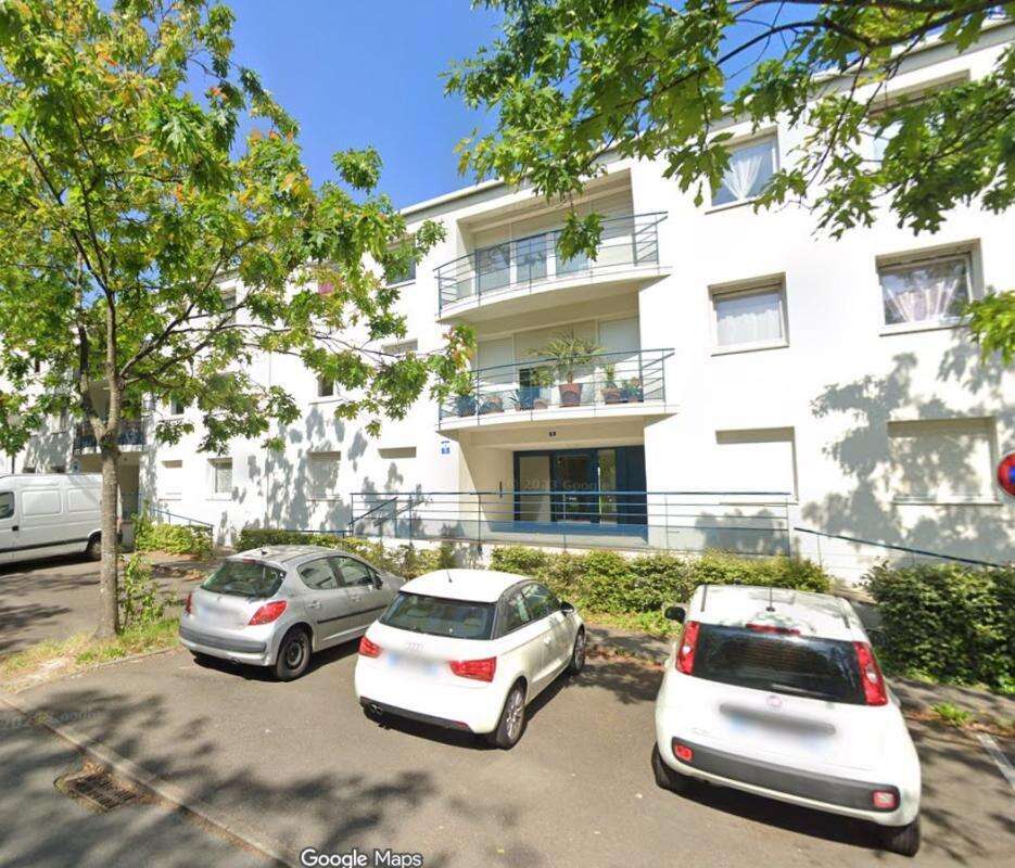 Bel appartement de type 3 de 65.80m² proximité  Polyclinique - photo 14
