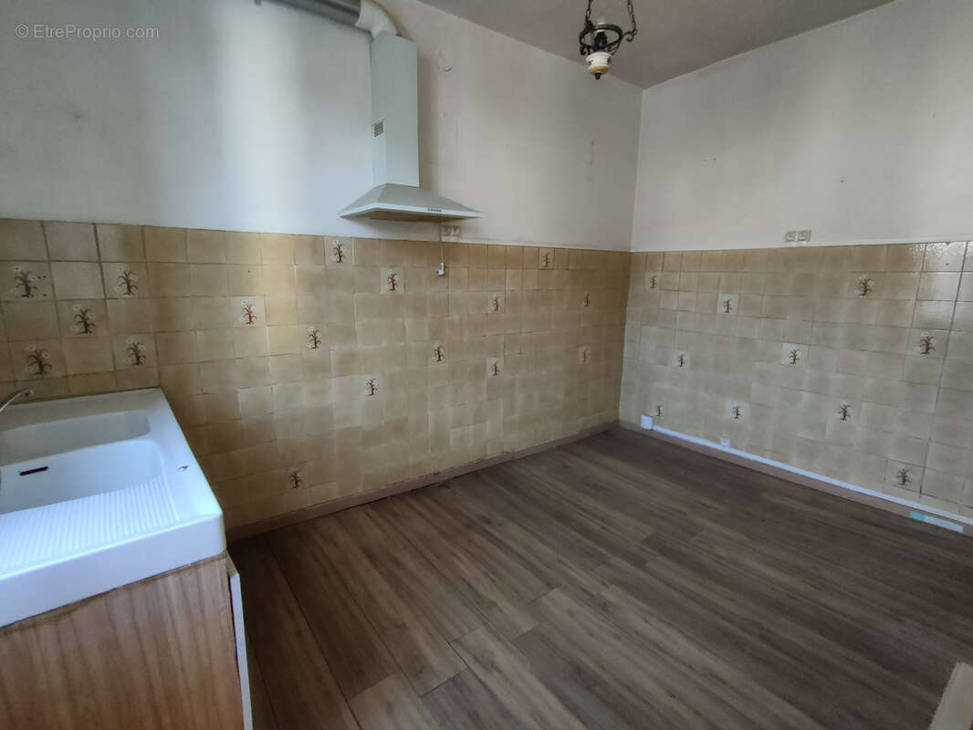 Maison à VARENNES-SUR-ALLIER