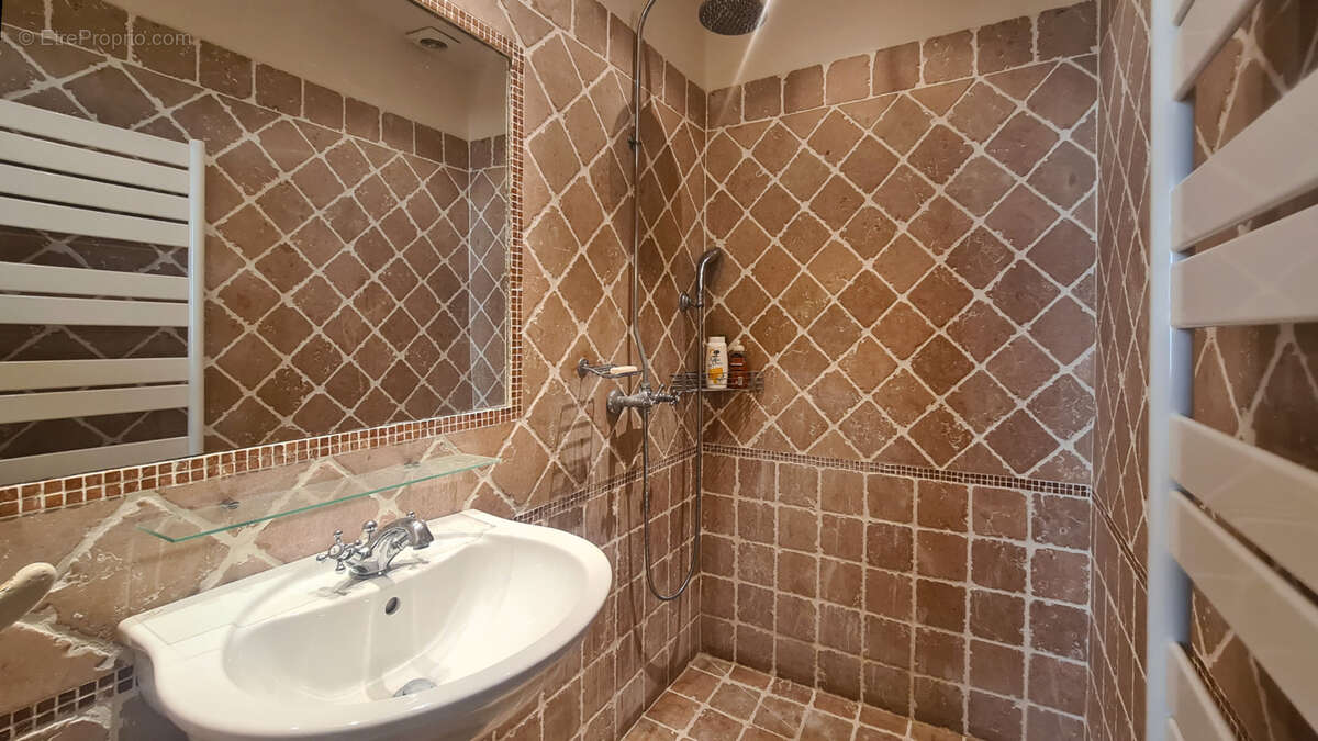 Appartement à UZES