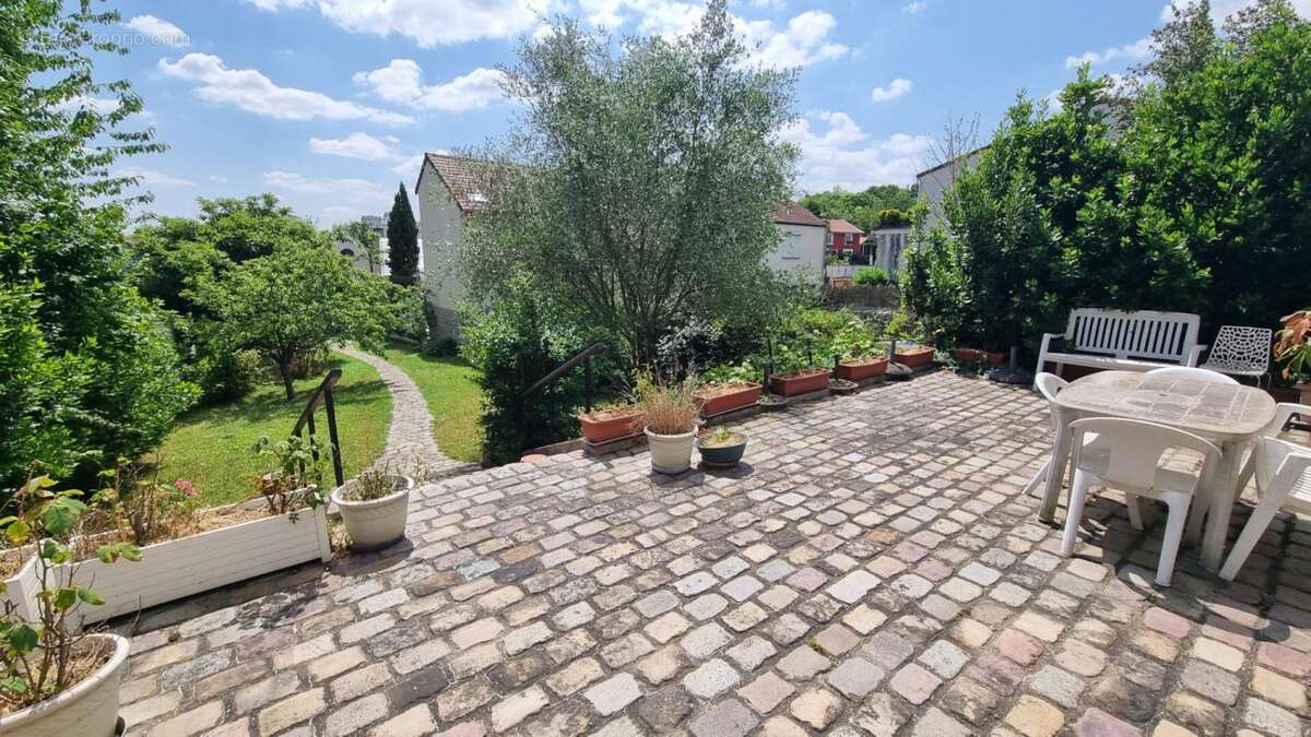 Maison à BAGNEUX