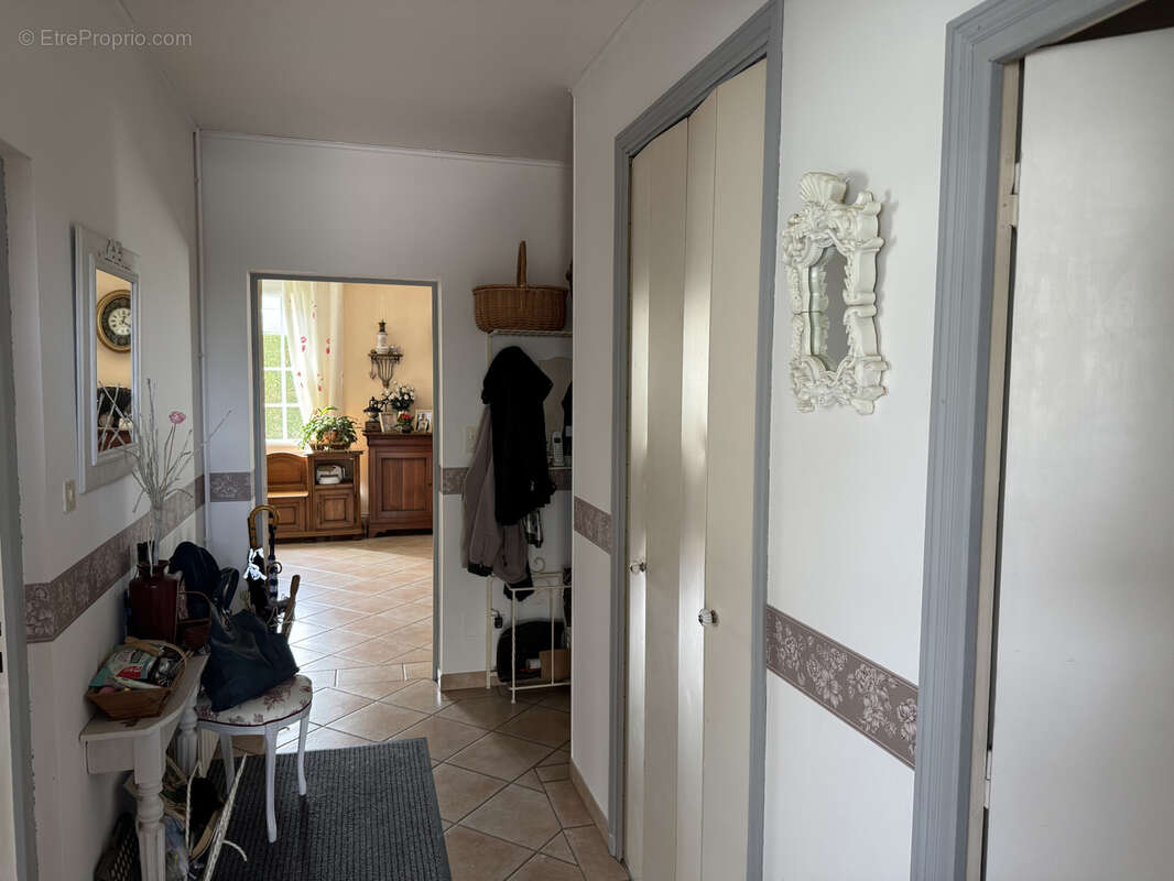 Maison à MONTESQUIEU