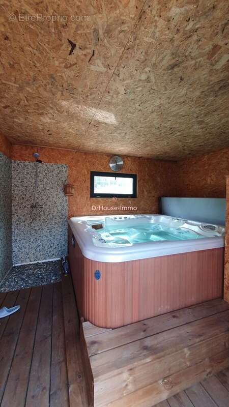 Maison 141 m² à Escource  - photo 9