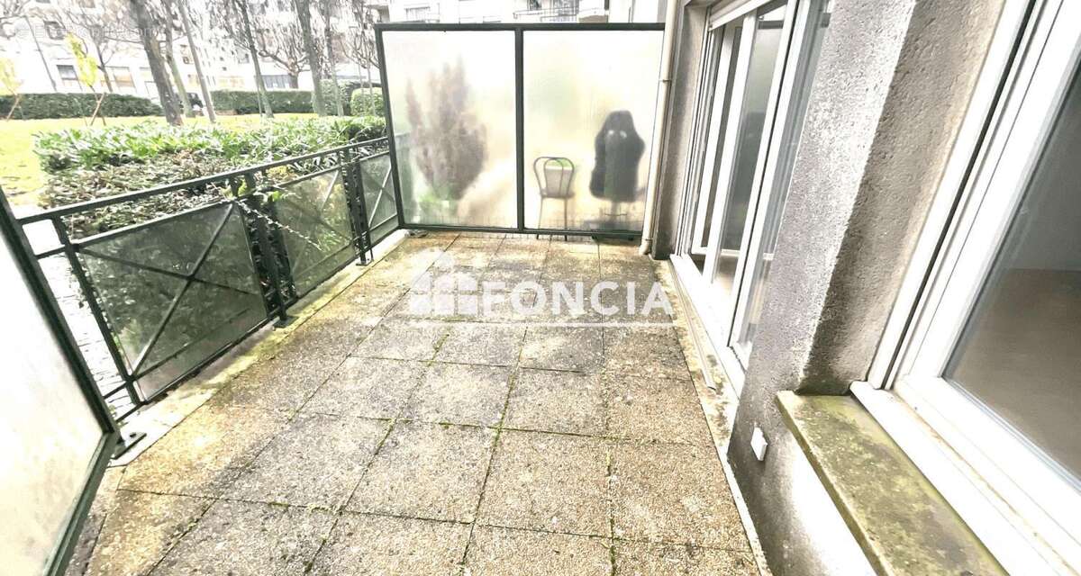 Appartement à ROSNY-SOUS-BOIS