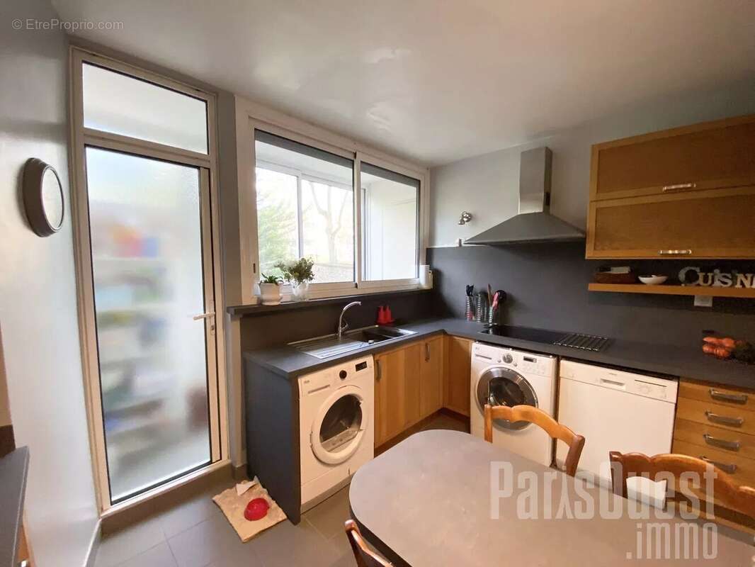 Appartement à VILLE-D'AVRAY