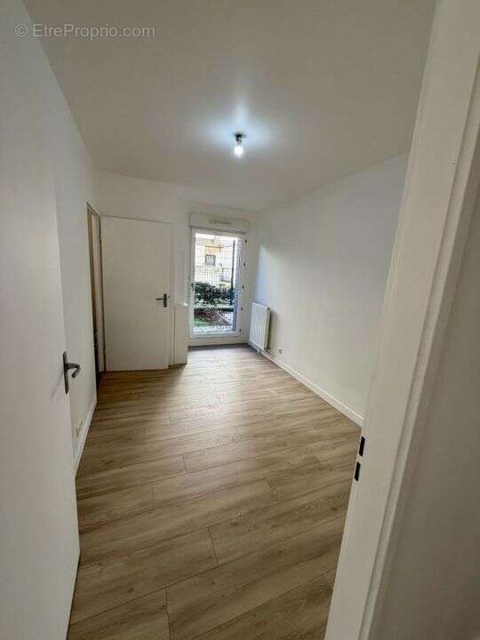 Appartement à AUBERVILLIERS
