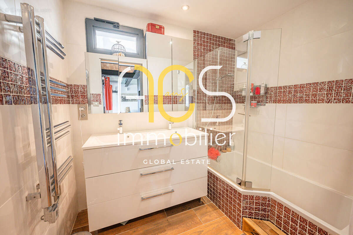 Maison à SAUSSET-LES-PINS