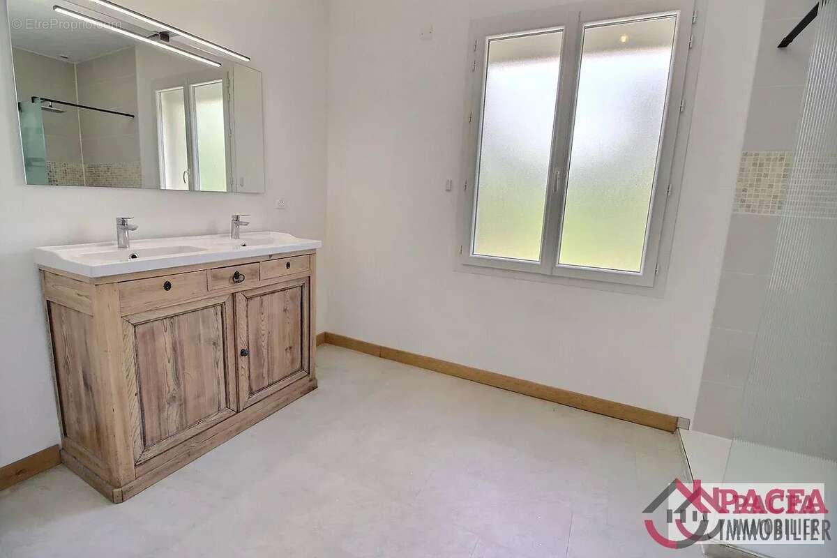 Maison en pierre rénovée - photo 11