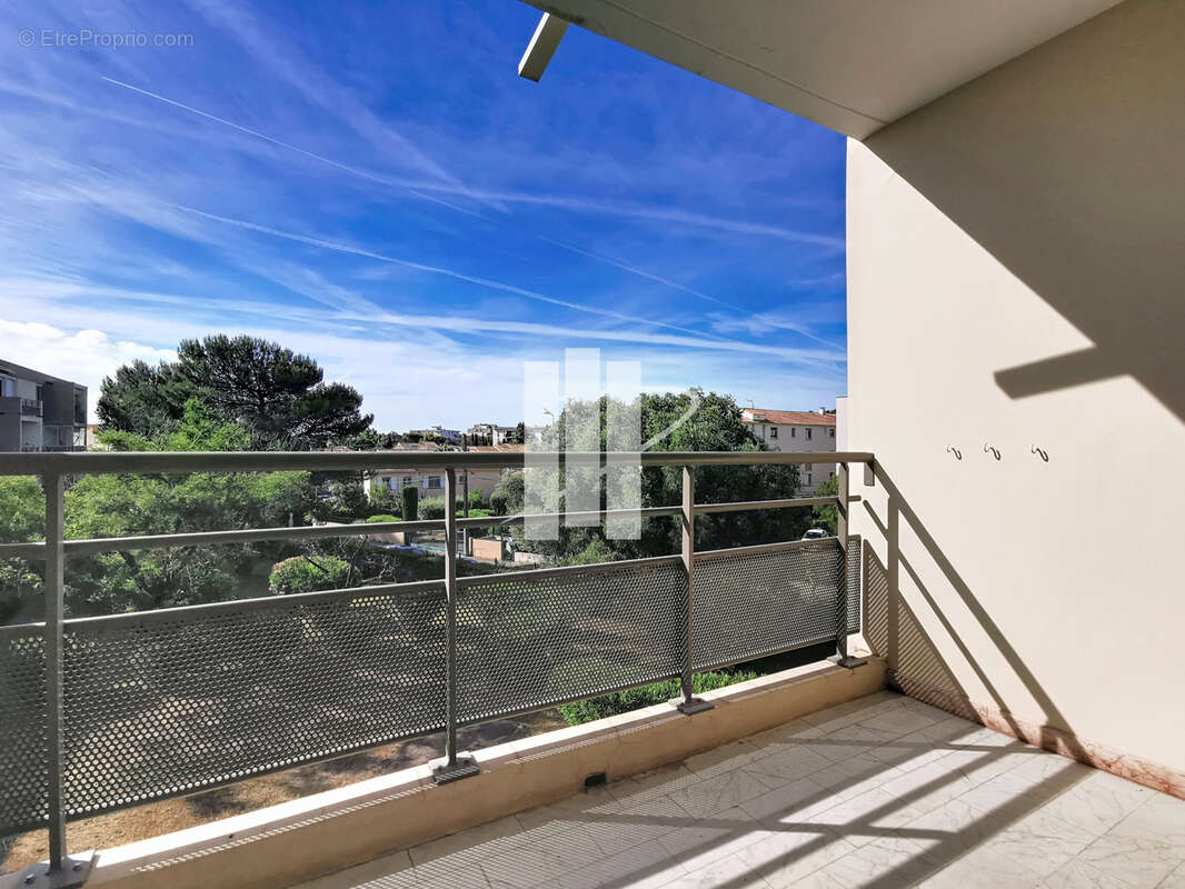 Appartement à FREJUS