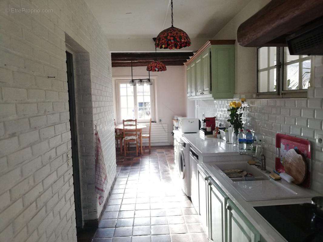 Maison à DAMPIERRE-EN-YVELINES