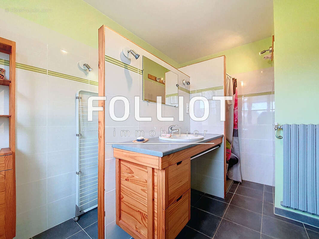 Maison à SAINT-GERMAIN-SUR-AY