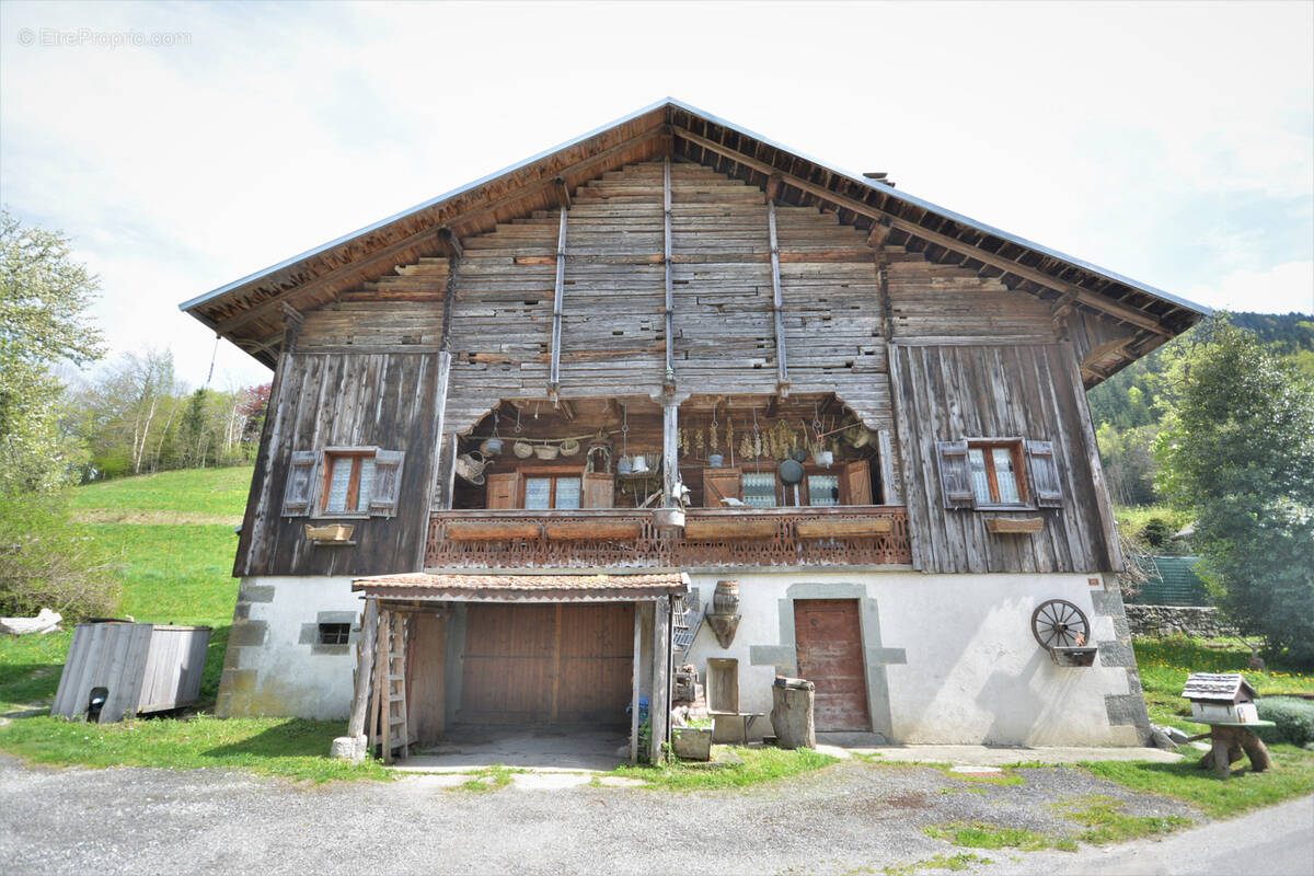Maison à LES VILLARDS-SUR-THONES
