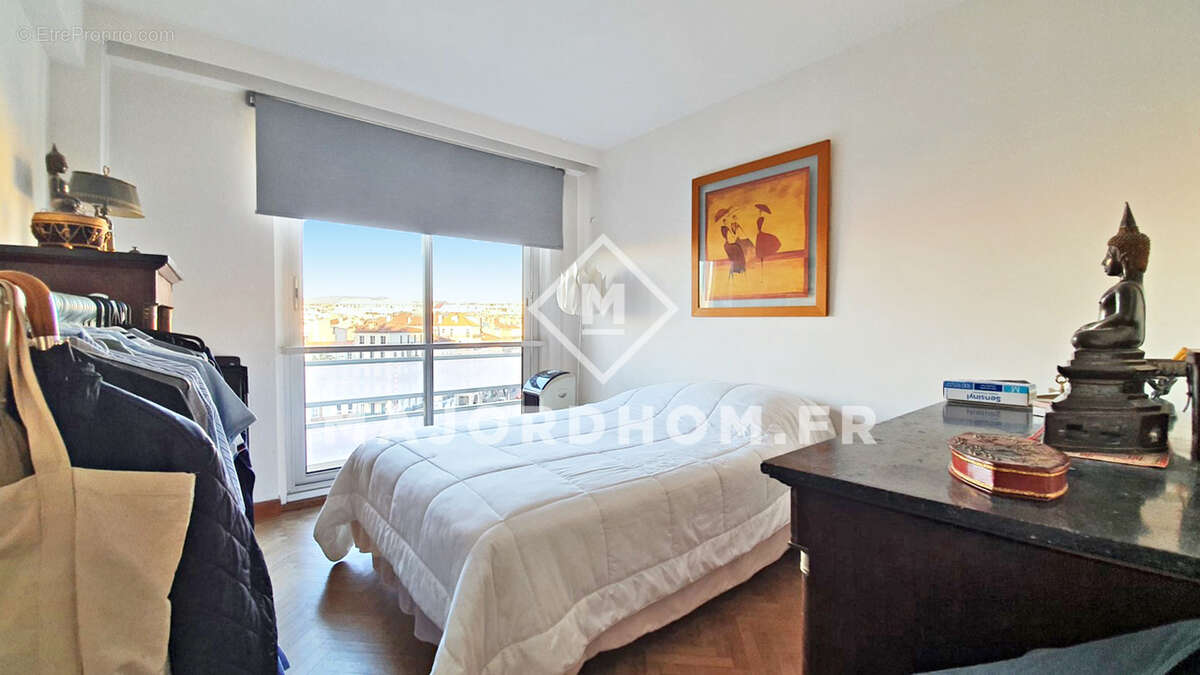 Appartement à MARSEILLE-6E
