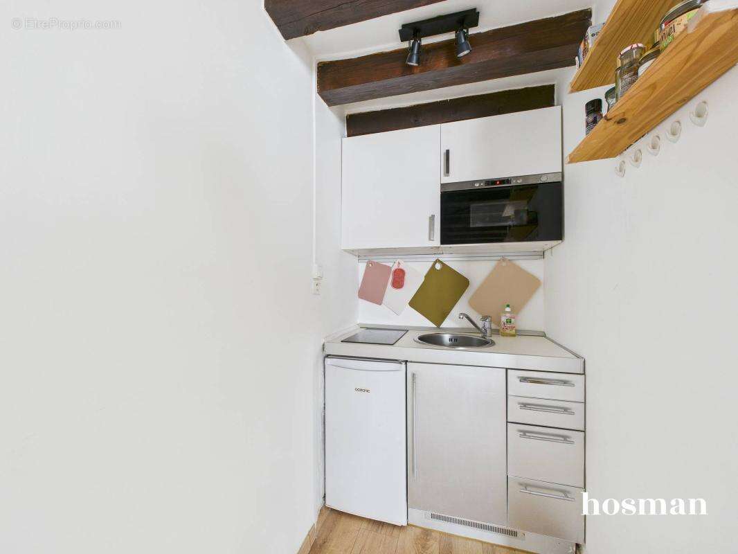 Appartement à PARIS-3E