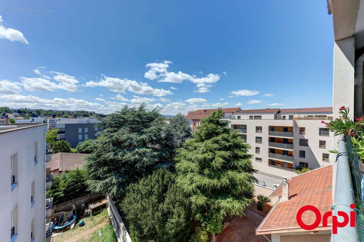 Appartement à VENISSIEUX