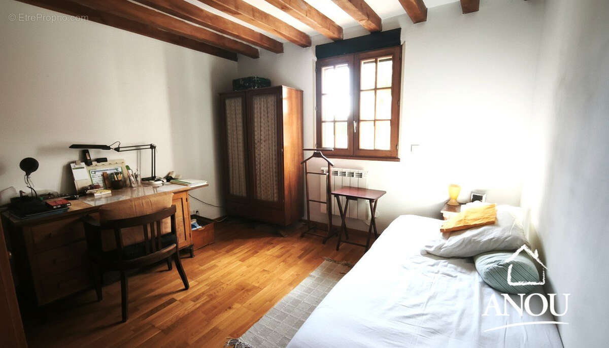 Maison à LA BAZOCHE-GOUET