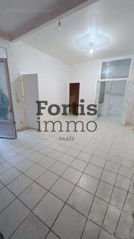 Appartement à PARIS-10E