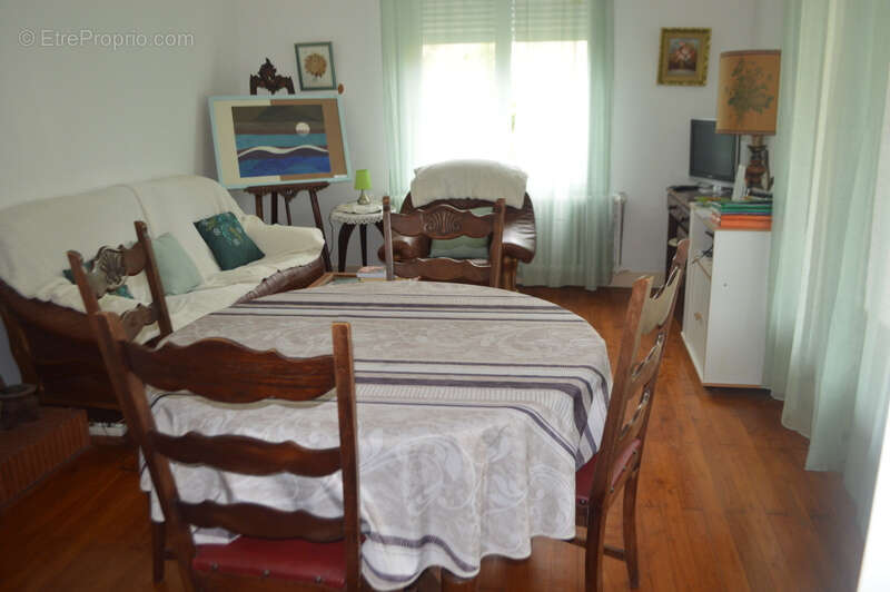 Maison à MORTAGNE-SUR-GIRONDE