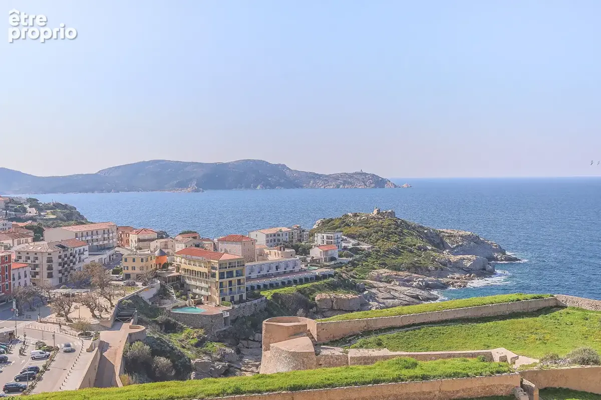 Appartement 85 m² avec jardin et vue Revellata Citadelle de Calvi - photo 14