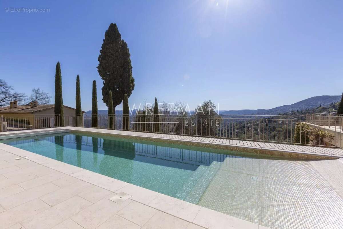 Villa moderne de 4 chambres avec grande piscine et vue spectaculaire – Cabris - photo 29
