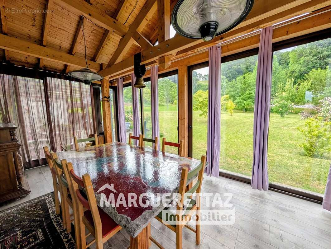 Maison à BOGEVE