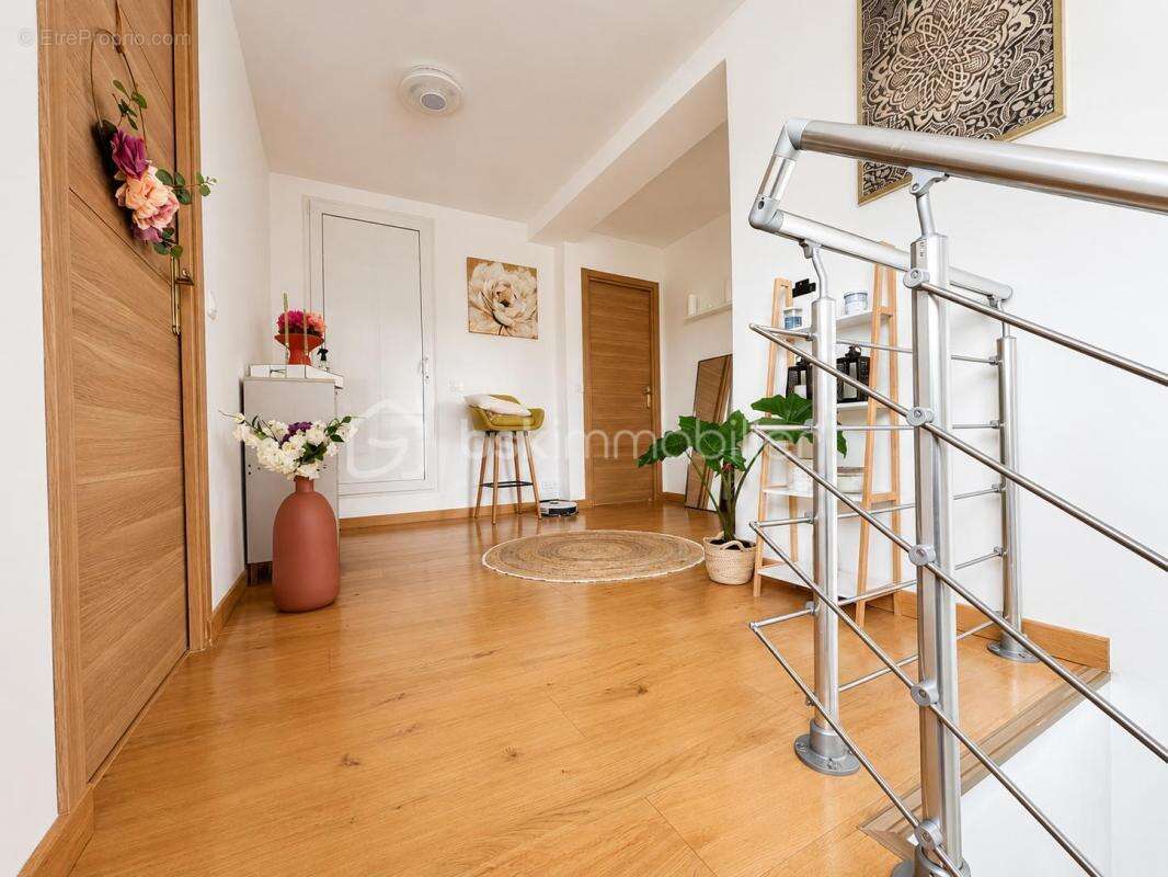 Pavillon individuelle 3 chambres garage jardin - photo 7