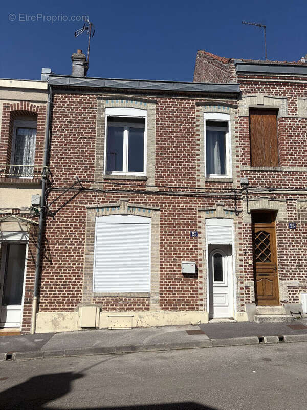 Maison à SAINT-QUENTIN