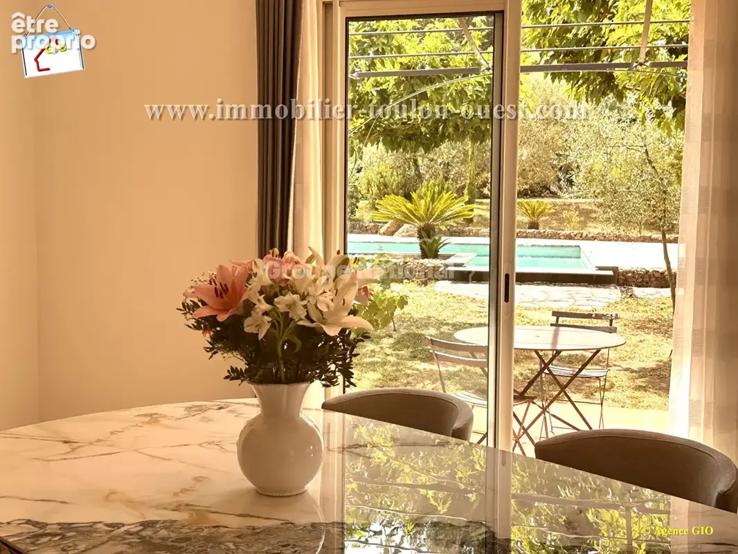 Sous-offre - evenos - villa t6 de 170 m² - terrain 4400 m² calme et arboré - piscine - garage - photo 2